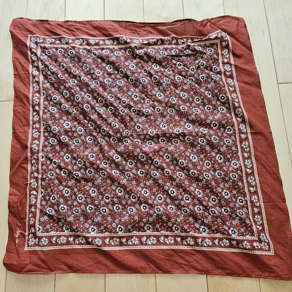 Floral Patterned Scarf - Picture 3 of 3